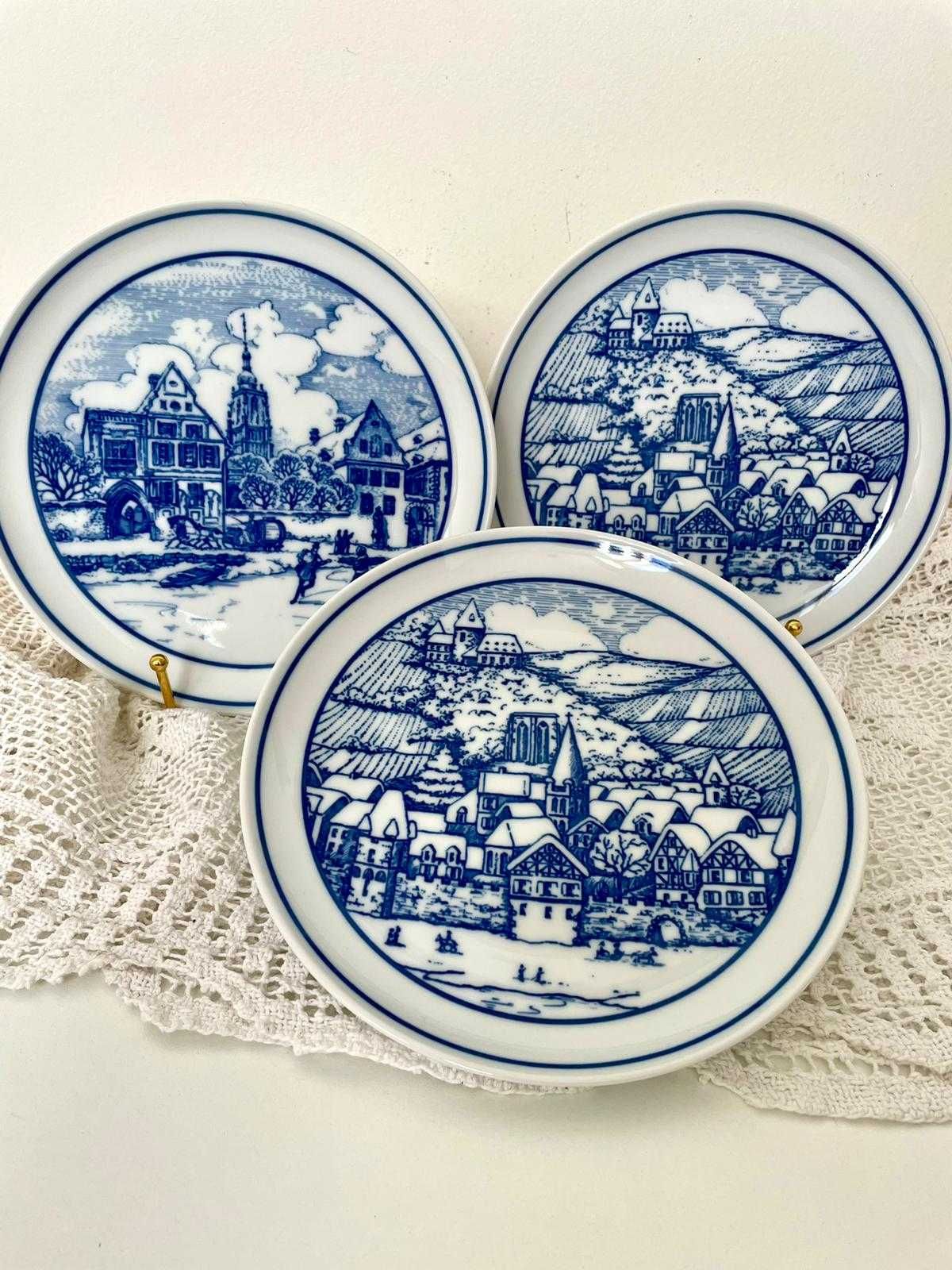 Talerze z niebieskimi ilustracjami talerze na ścianę porcelana