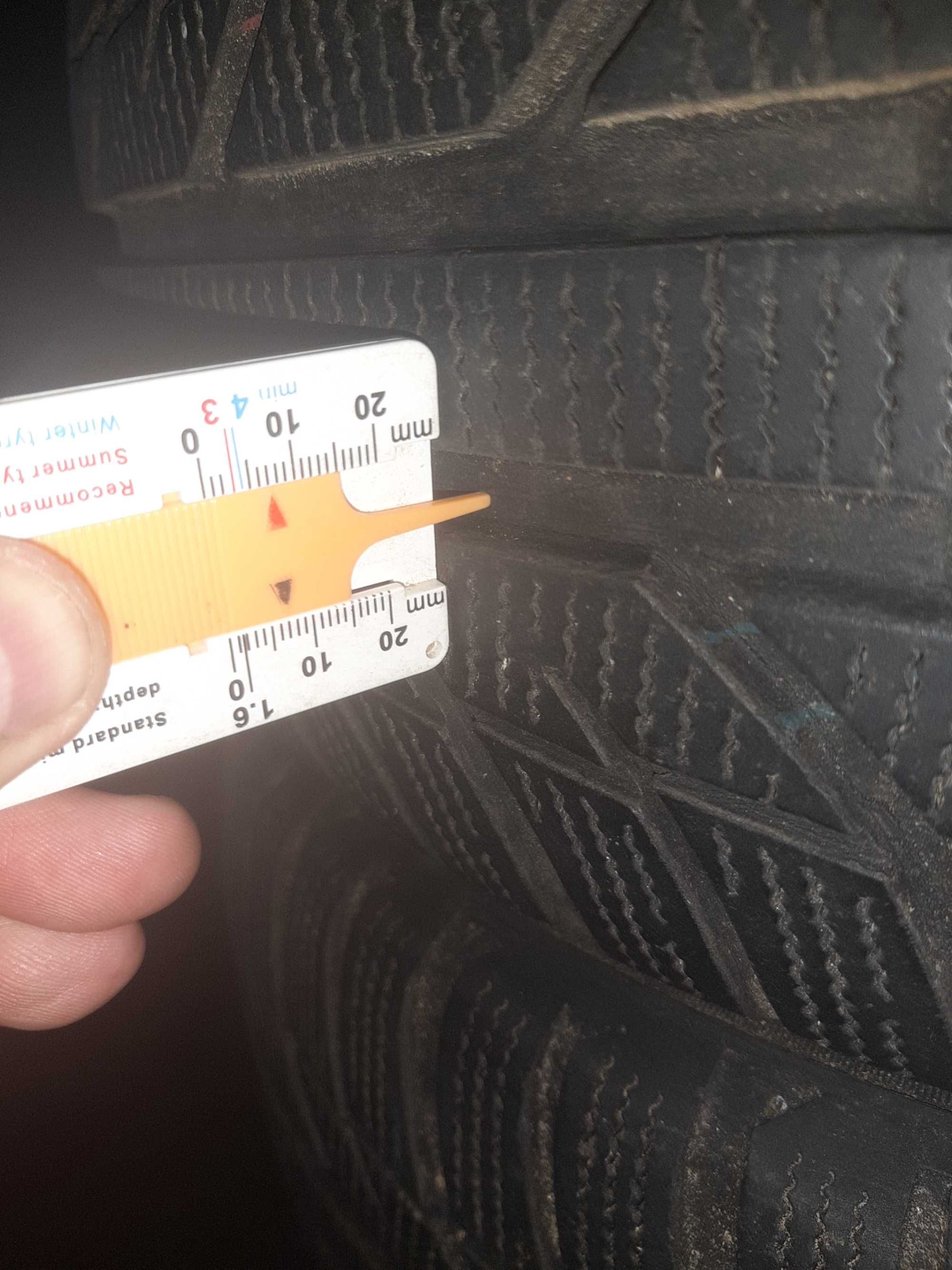Автомобільні шини Toyo 205/55 R16