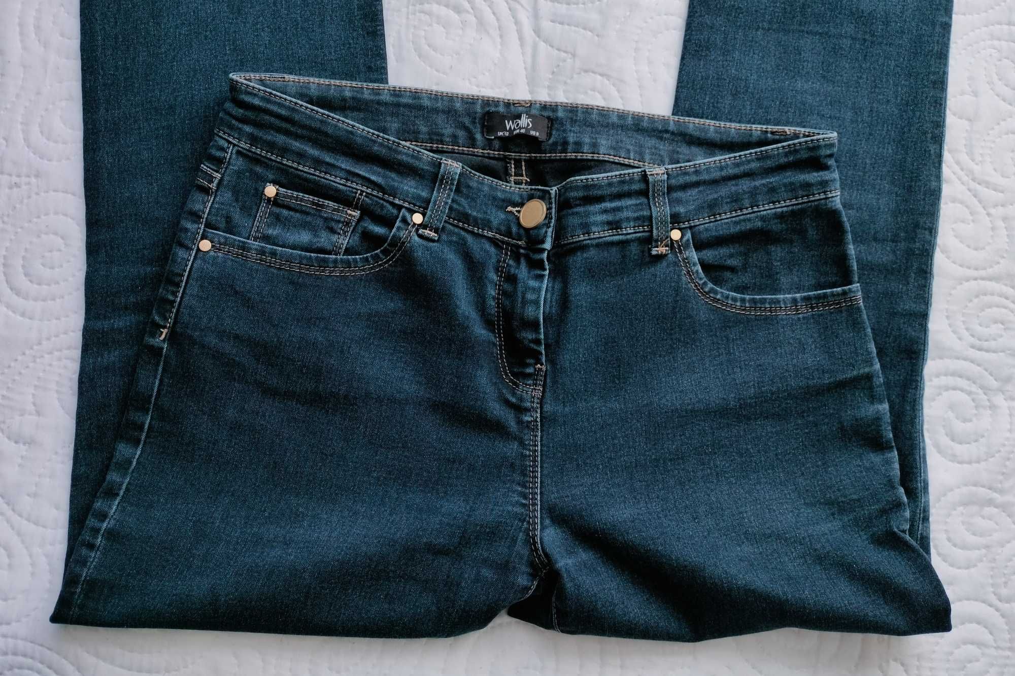 Spodnie dżinsowe, ciemne niebieskie, Wallis, rozmiar 40.
