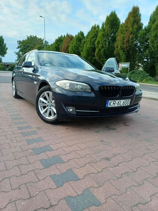BMW Seria 5 Samochód w ciaglej eksplotacji sprawny normalne ślady użytkowania.