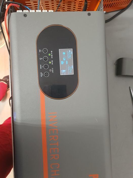 Інвертер фірми PowMr 12v 2000 KW. (Трансформаторний)