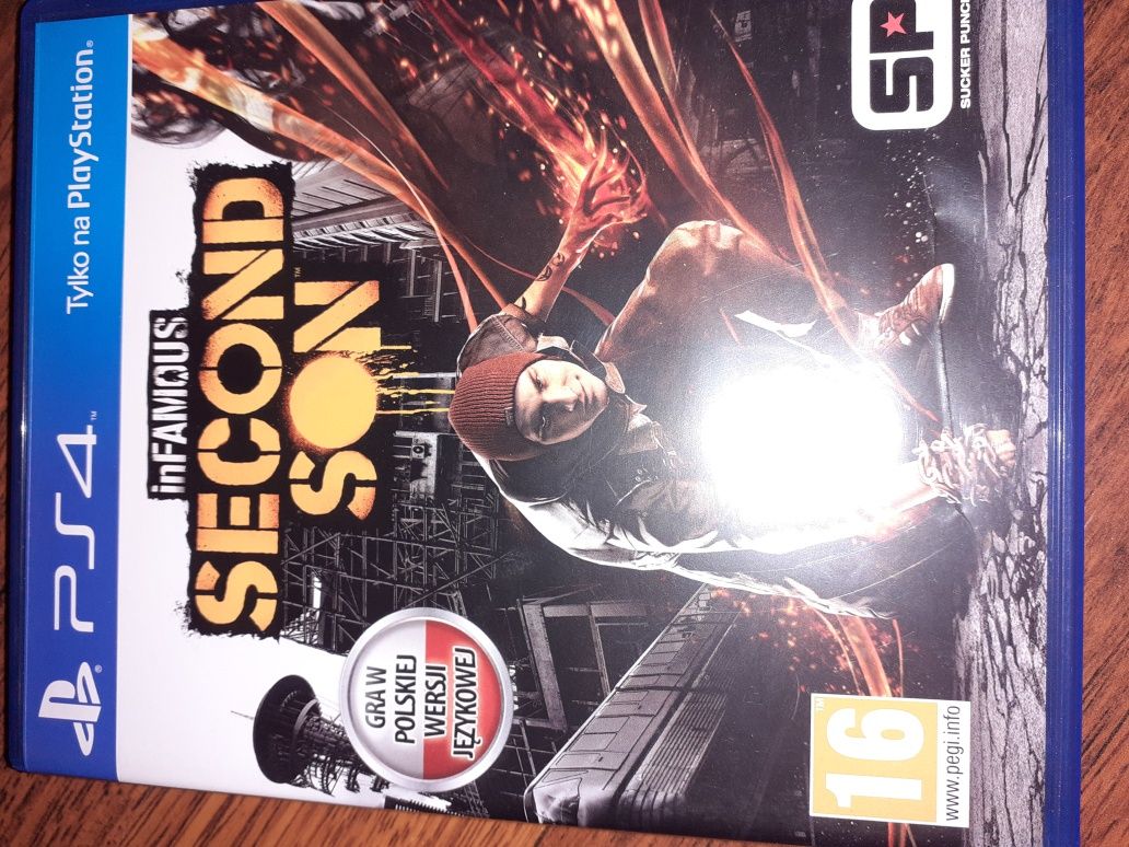 In Famous second son PS4 stan idealny
