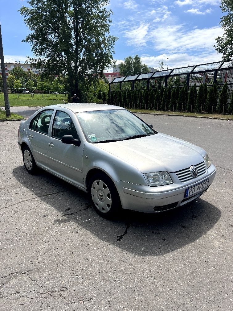 Volkswagen Bora 1.6 benzyna