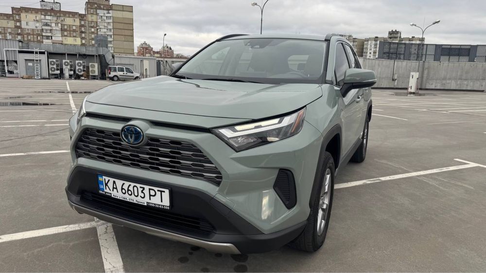 Toyota rav4 hybrid awd xle