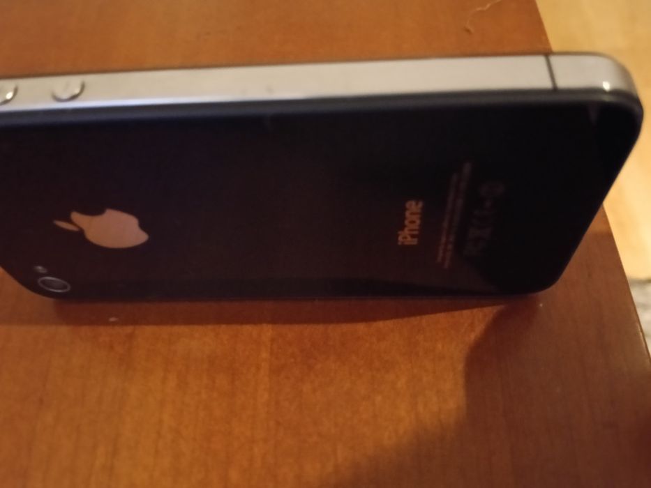 Vendo iPhone 4 para peças