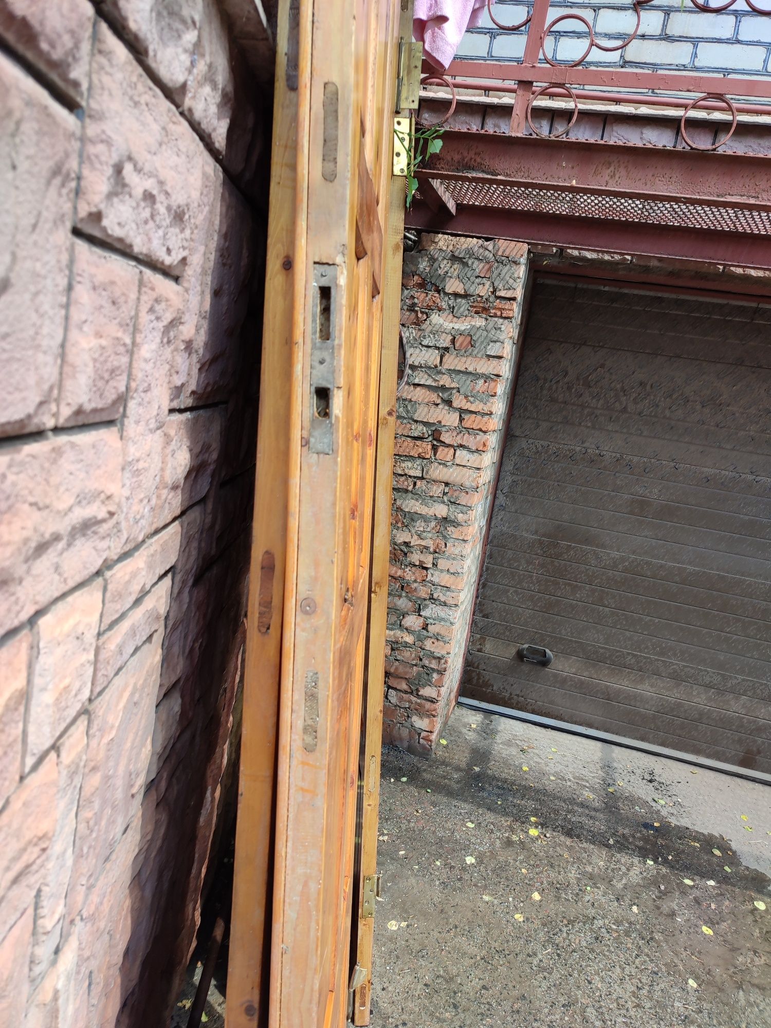Двери деревянные двойные сосна