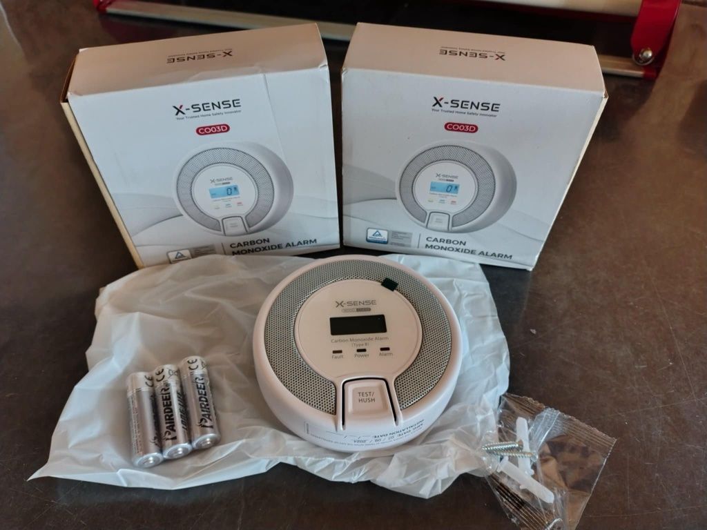 Detektor tlenku węgla X-Sense CO03D z wyświetlaczem cyfrowym