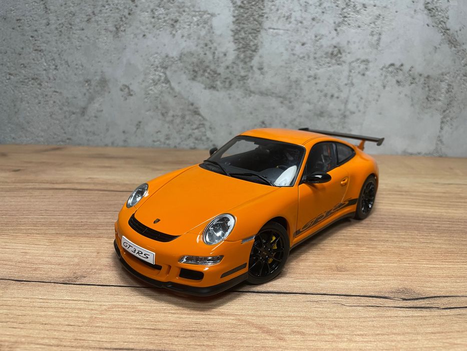 1:18 Porsche 911 (997) GT3 RS - AutoArt