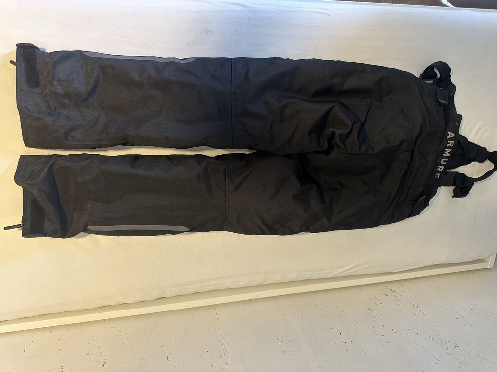 Conjunto feminino Armure com proteções - novo