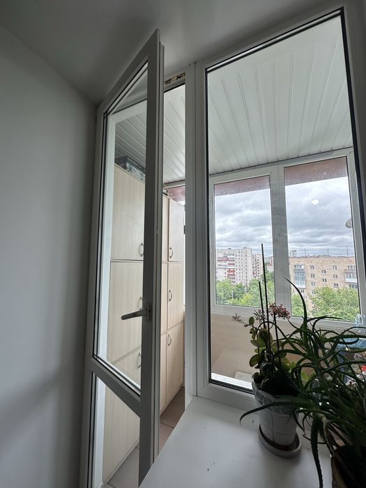 Продаж 4-х кімнатної квартири Дружба