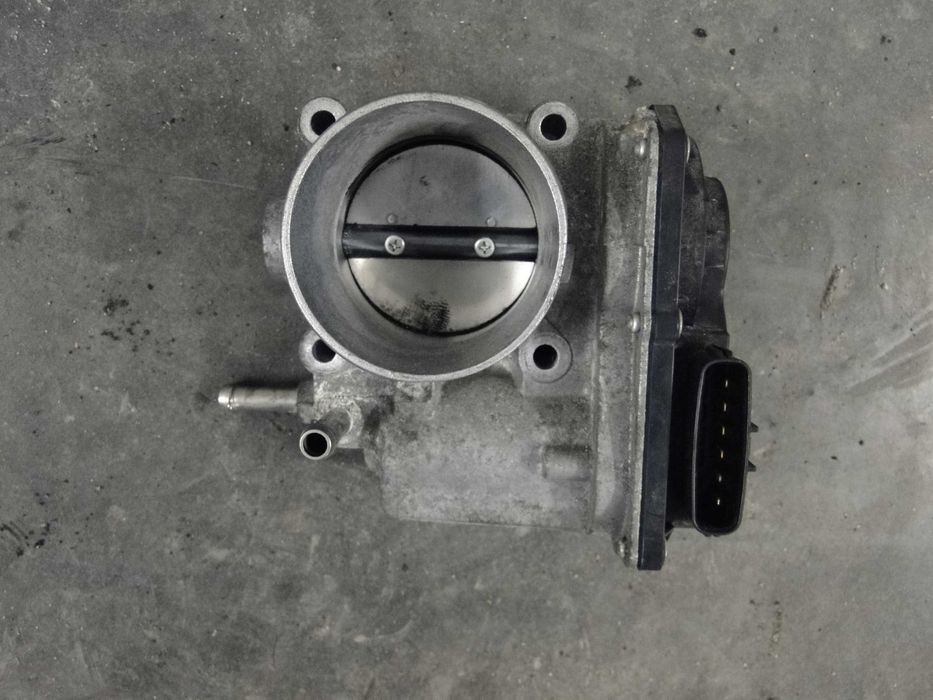 Дросельна заслінка Toyota Auris Corolla E150 1.6 06-09p. 22030-37010