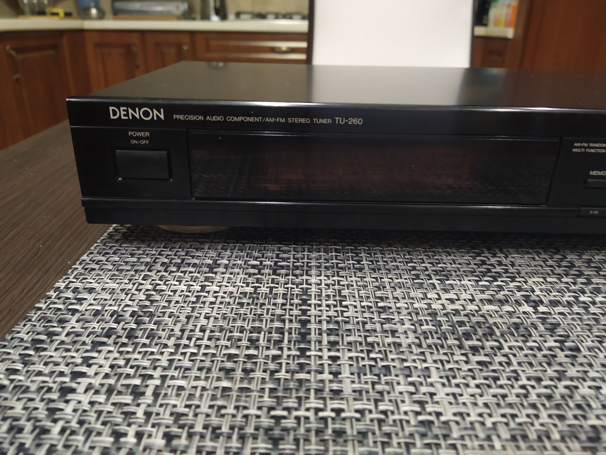 Tuner Denon TU-260