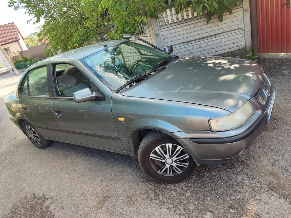 Samand iran khodro EL. на основі Peugeot 405