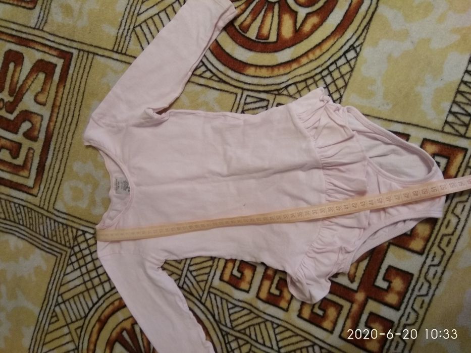 Купальник р.32; юбочка р.36.