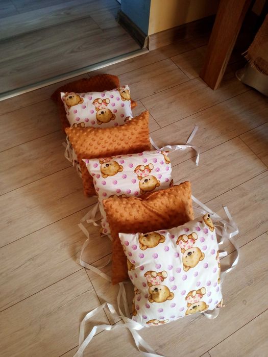 Komplet niemowlęcy - kokon, rożek, pościel, poduszki, organizer