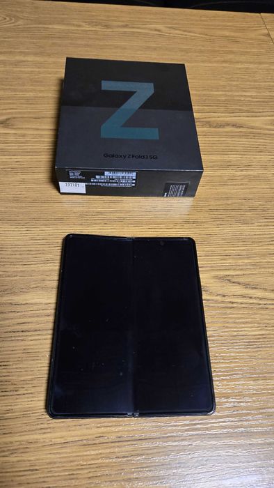 Samsung Galaxy Fold 3