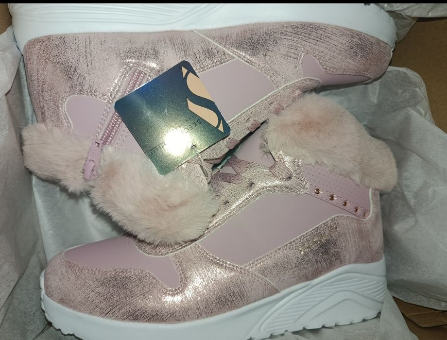 Sketchers 37 38 сапожки ботінки теплі кросівки