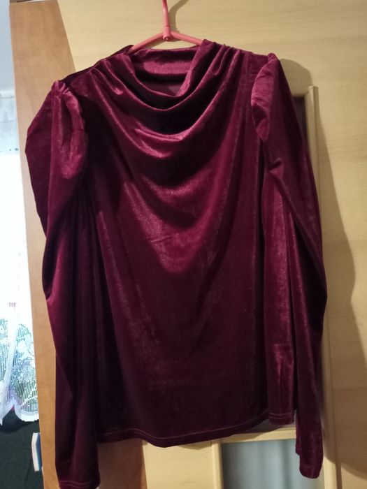 Bluzka welurowa damska r 38