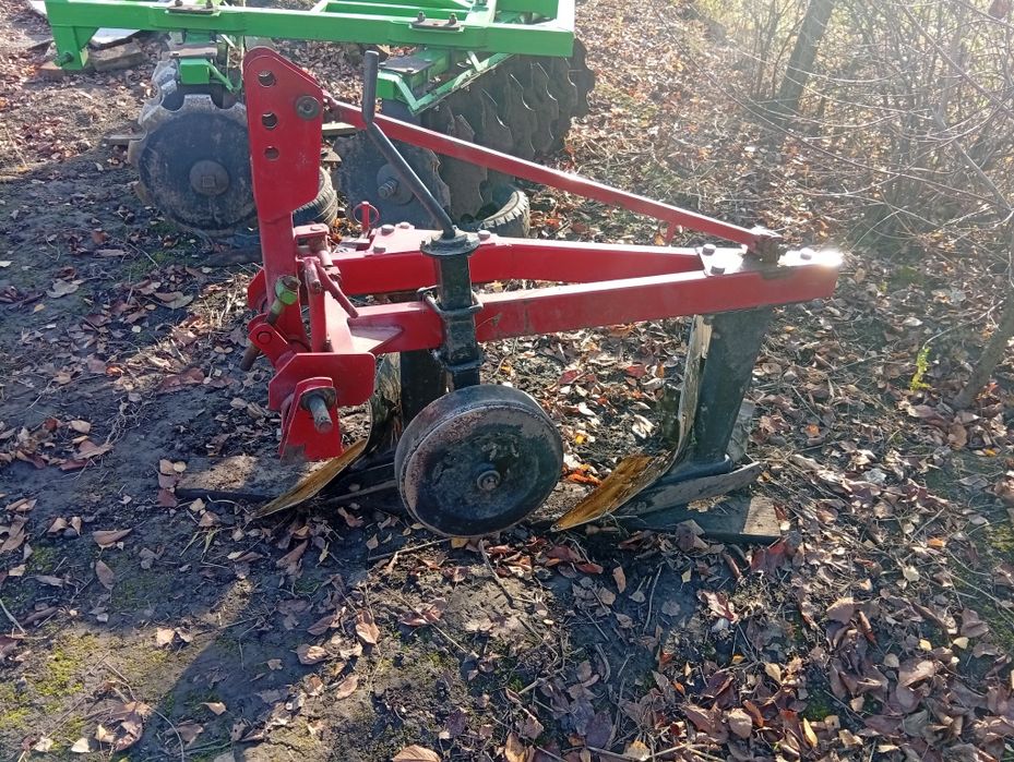 Продам Плуг 2-25