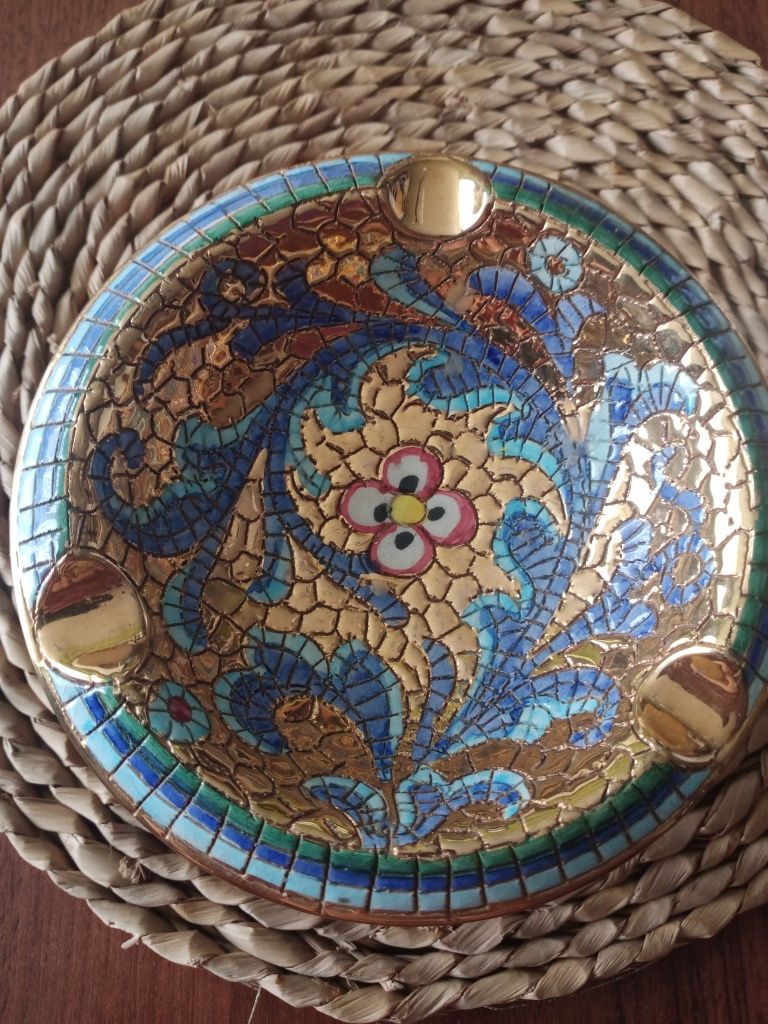 Vintage popielnica ręcznie malowana mozaika