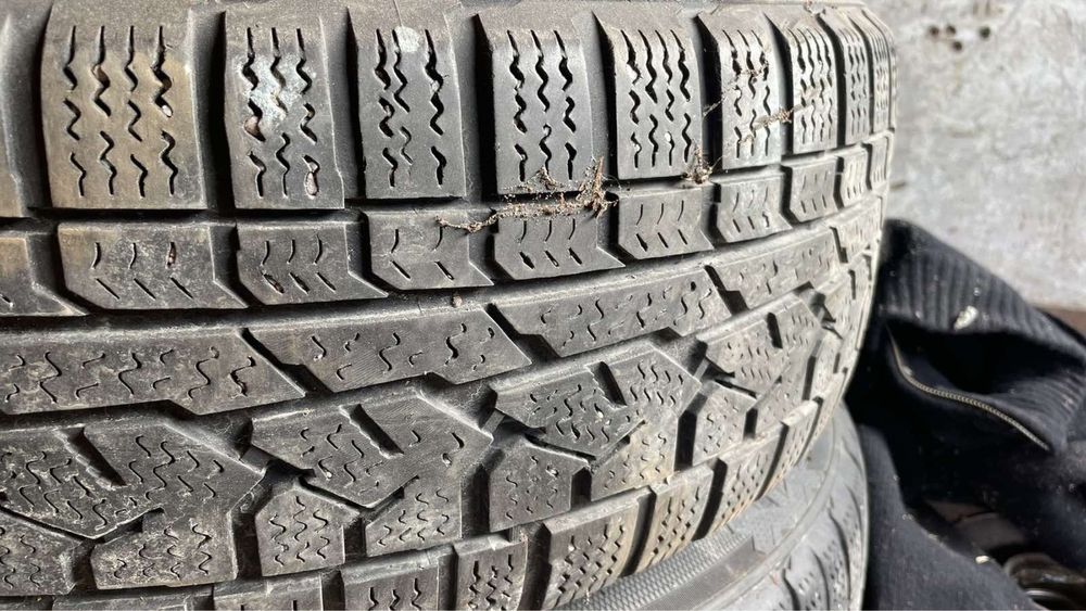 Продам колеса KUMHO