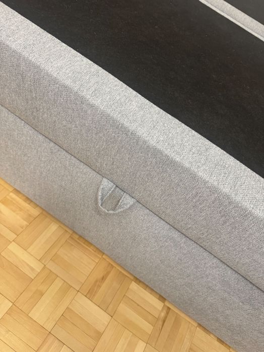 Łóżko z zagłówkiem szare stan idealny