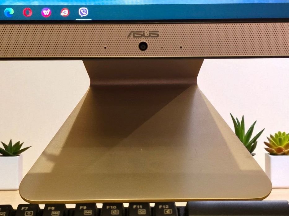 Продам моноблок для бухгалтера (з клавіатурою Asus Intel Premium, 4gb)