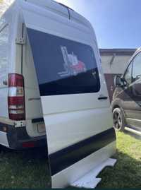 Дверка Mercedes Benz Sprinter w906 дельфін дверь двері бокова права