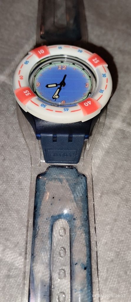 Relógio Swatch funcional
