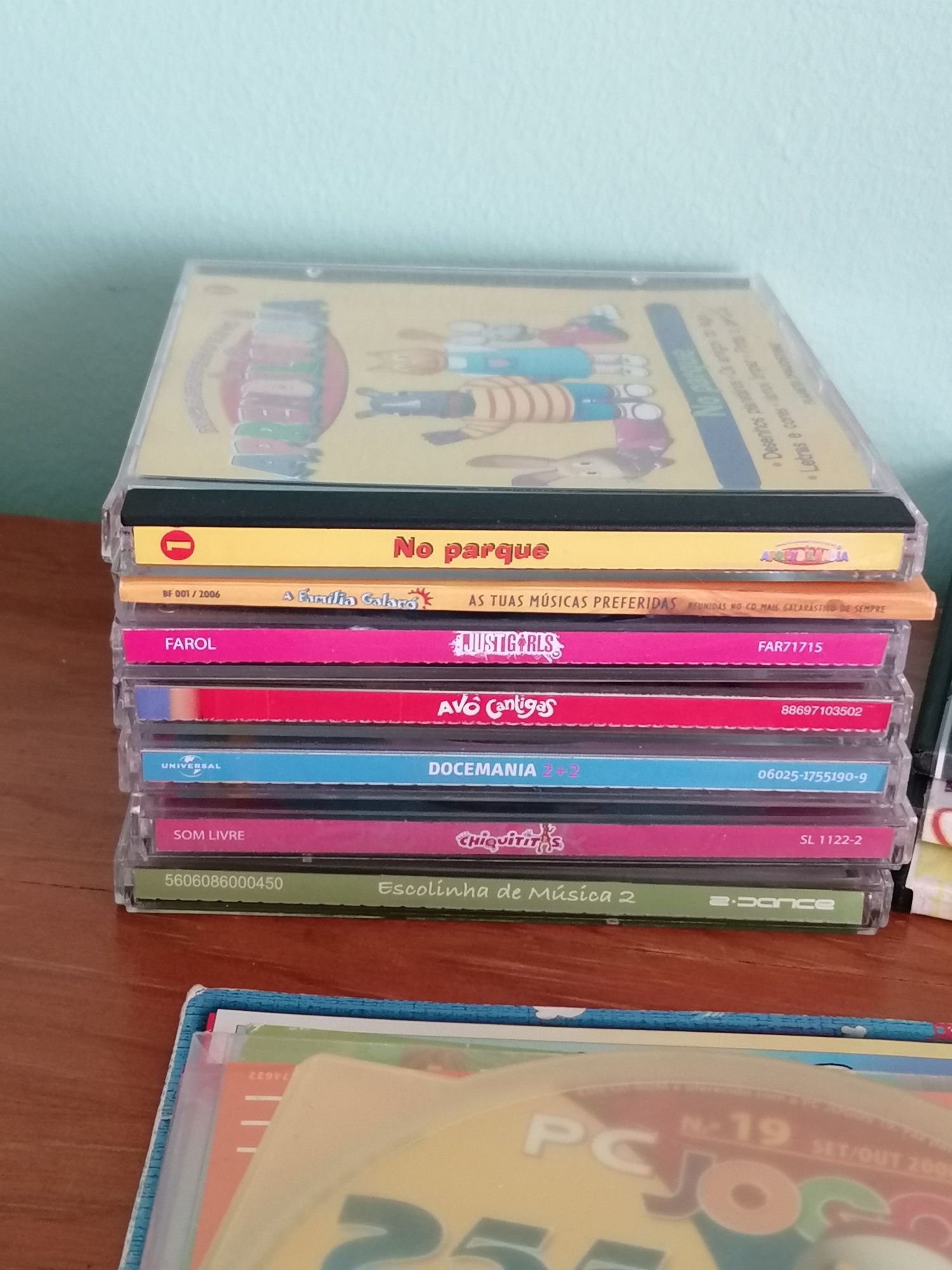 Lote +70 CDs infantis filmes e jogos