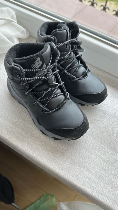 Демі черевики new balance