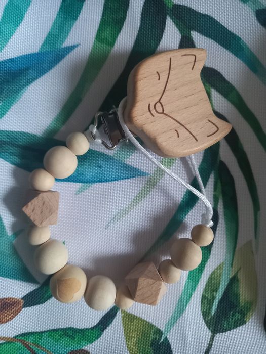 Nowa Ekologiczna zawieszka łańcuszek do smoczka drewniana EKO