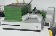 Konsola Microsoft Xbox One S 1TB + 2 Pady + 8 Gier + Ładowarka