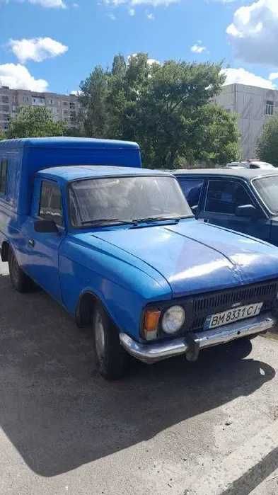 Автомобіль Иж 2715