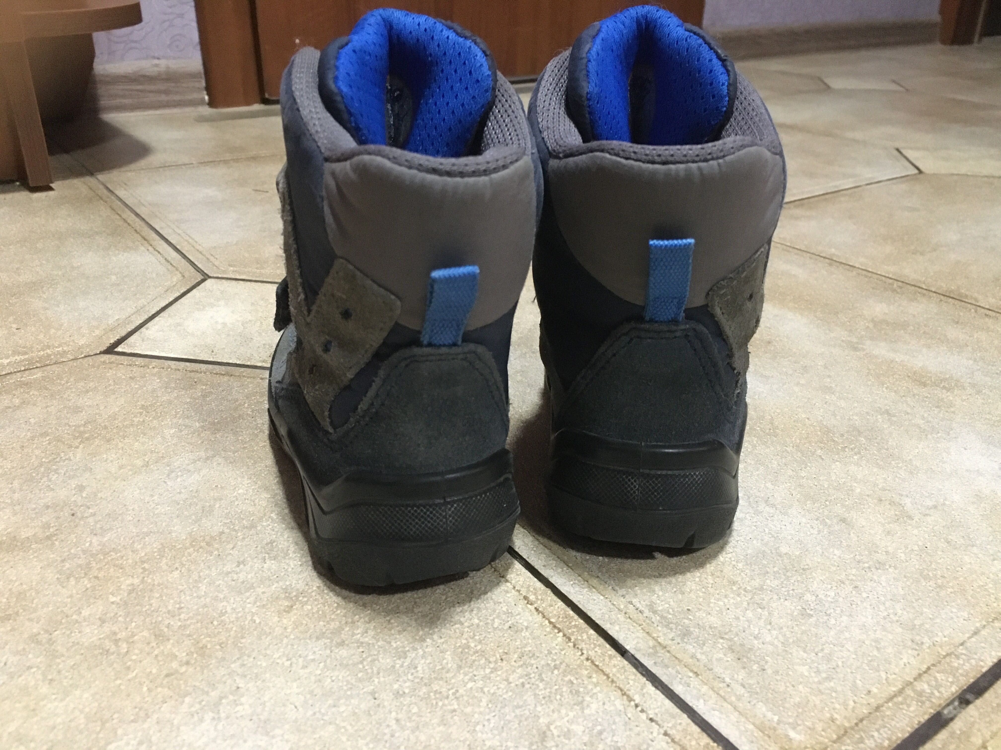 Зимние ботинки-сапожки Ecco