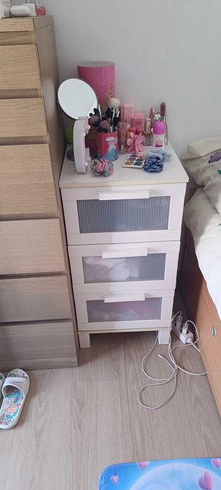 Cómoda branca IKEA em excelentes condições