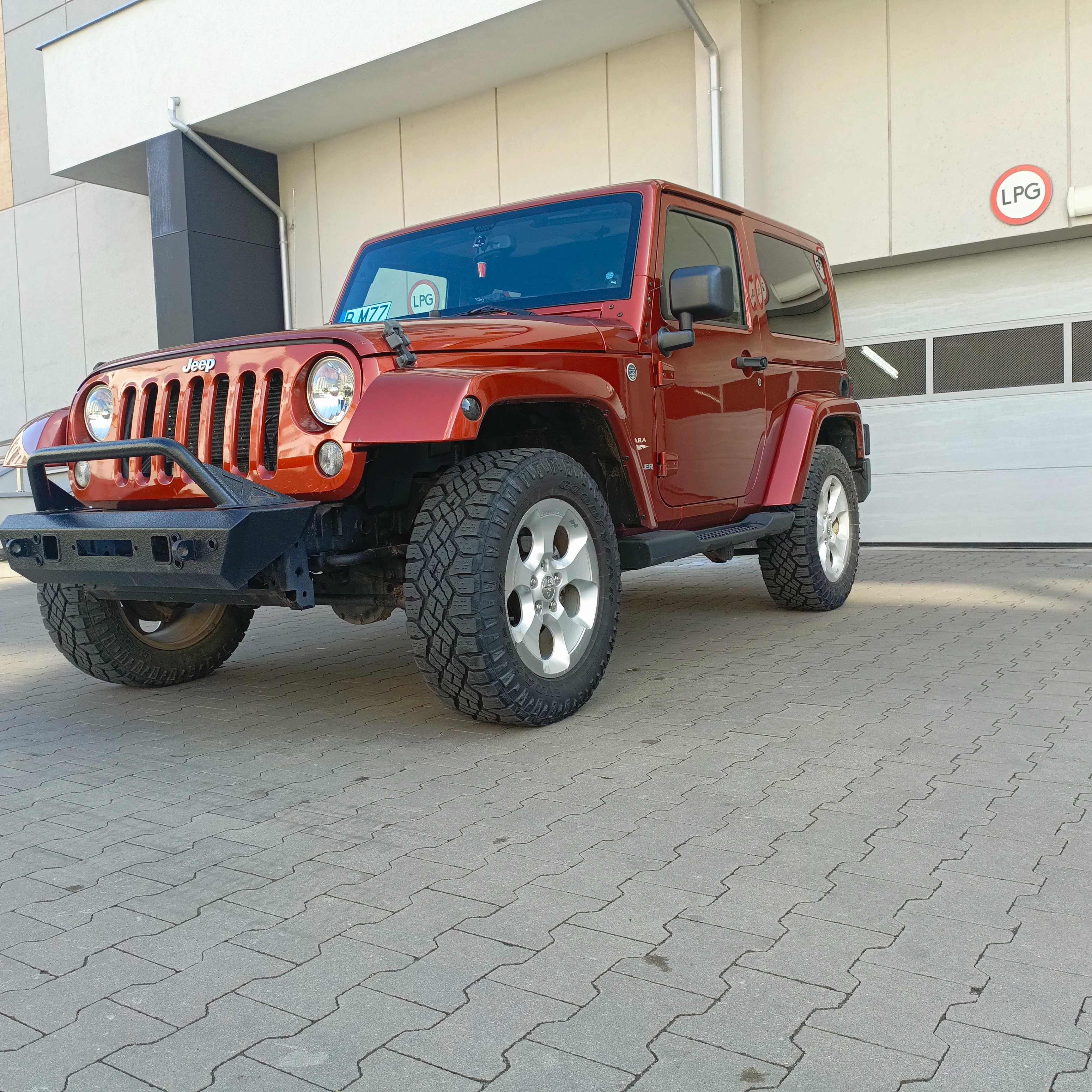 Jeep Wrangler Sahara 3.6 automat okazja