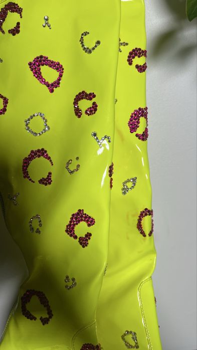 Стріпи, ботфорди