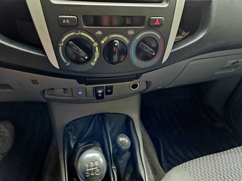 Toyota hilux 4x4 offroad mozliwa zamiana