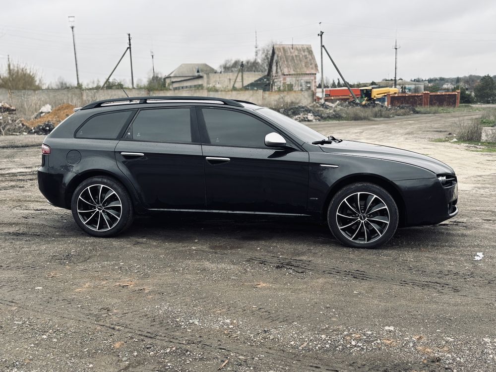 Продам Alfa Romeo 159