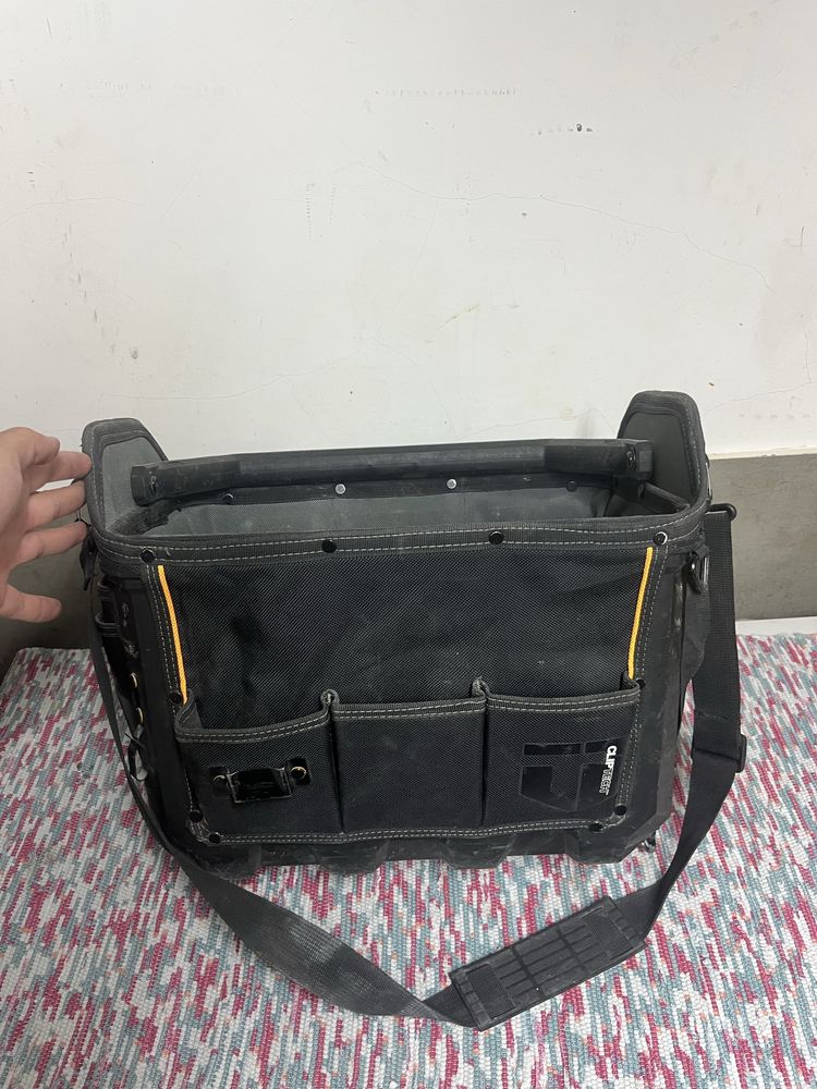 Mala toughtbuilt L tote