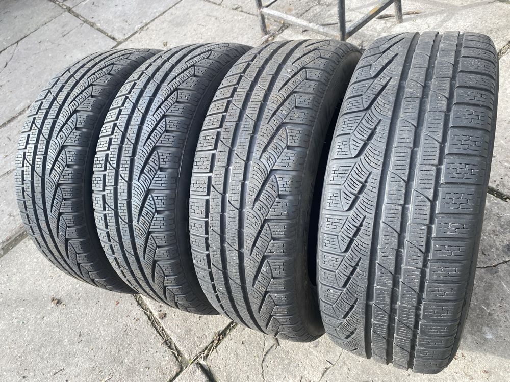 Резина Pirelli Sottozero 235/55 r18 зима