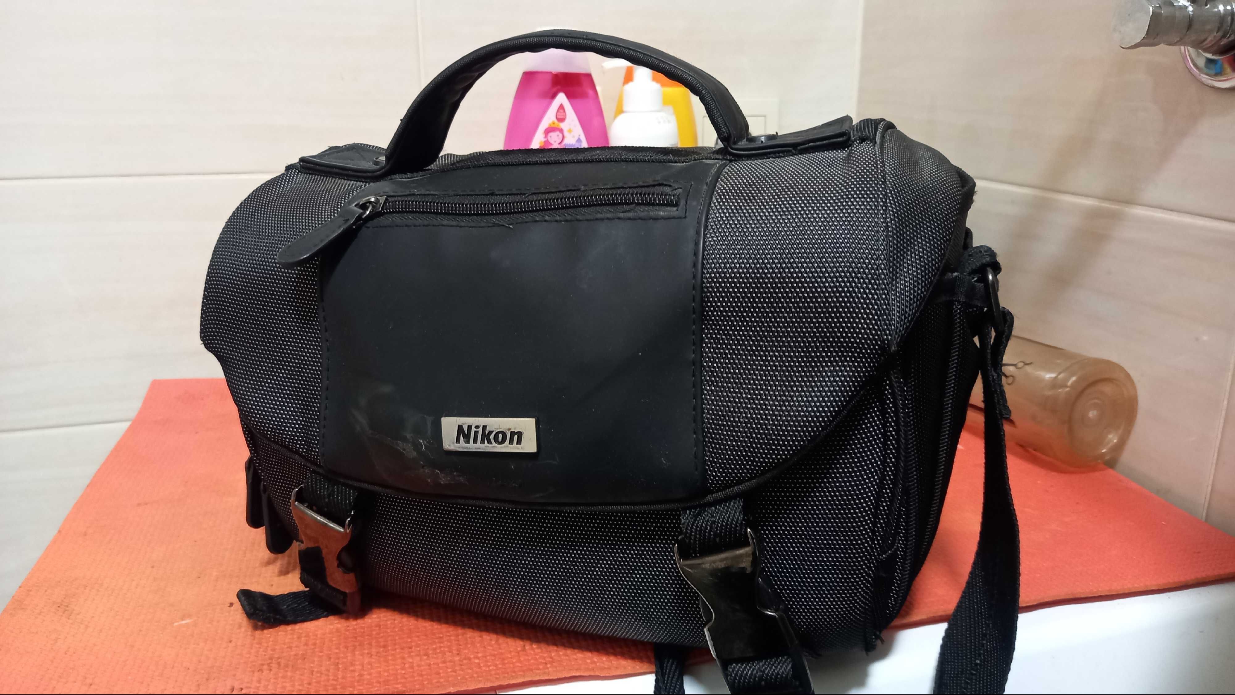 Сумка Nikon Deluxe Digital SLR Camera Case