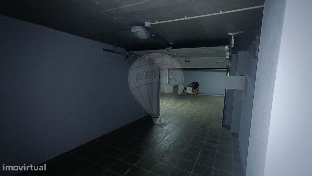 Garagem  para arrendamento