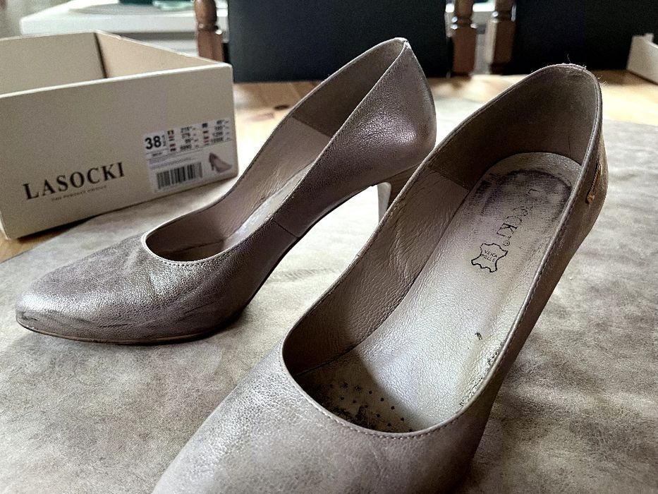 Piękne szpilki 38,5 Lasocki