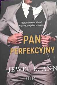 "Pan Perfekcyjny" - Jewel E. Ann