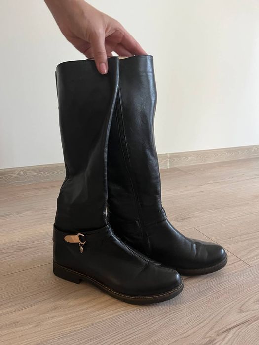 Продам шкіряні чоботи