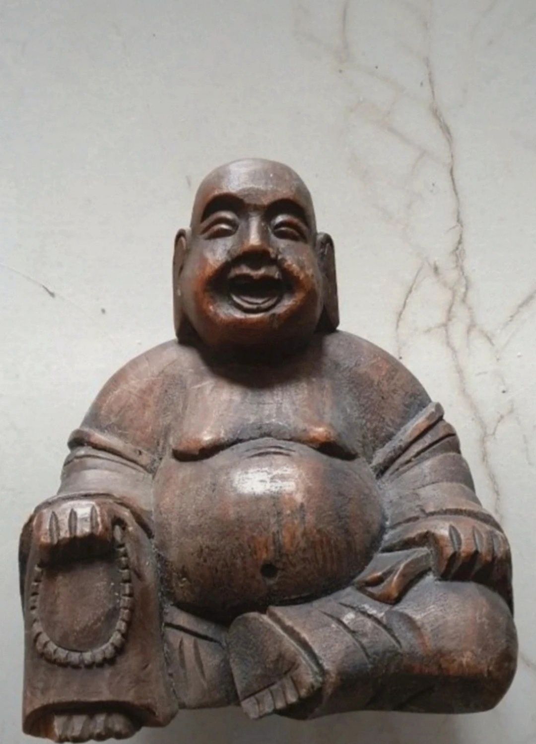 Budda gruby drzewo