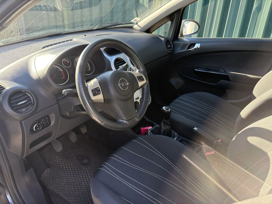 Opel corsa D 1,2