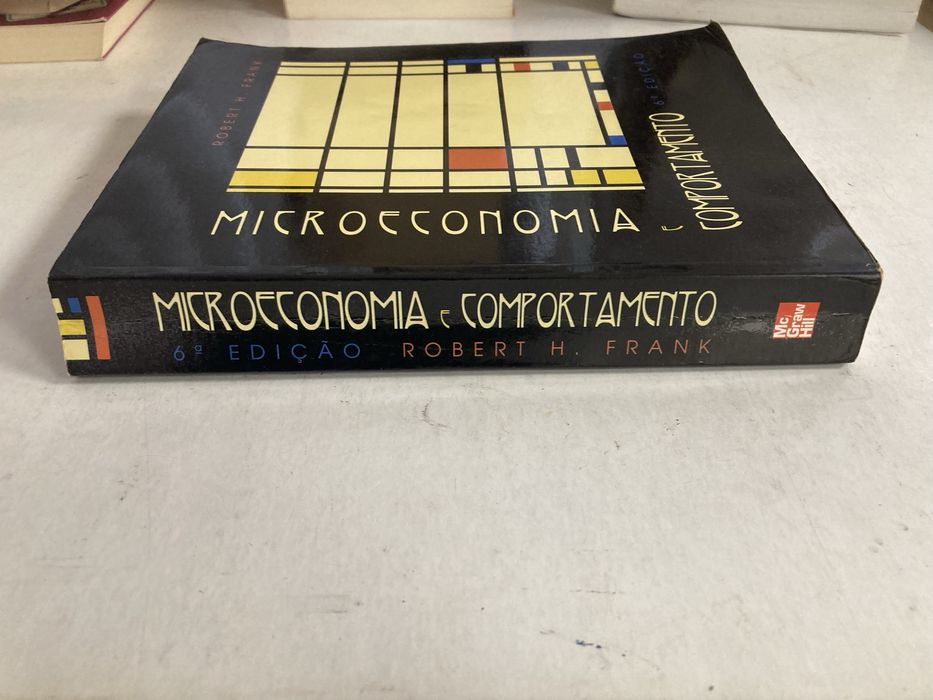 Livro Microeconomia e Comportamento, de Robert H. Frank